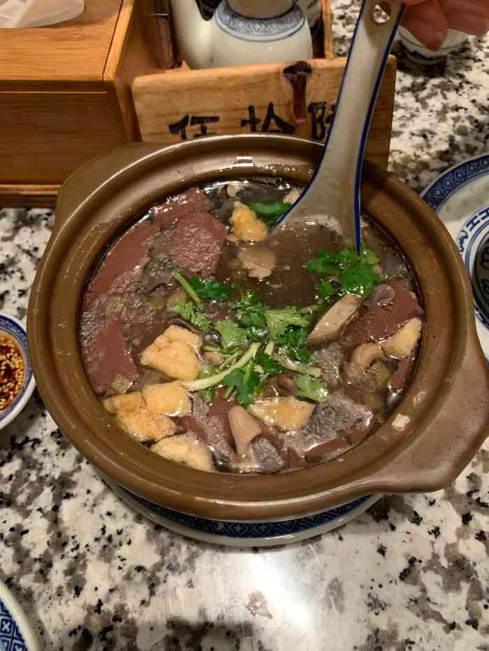 南京大牌档(朝阳门悠唐店)-"菜品味道很好,种类很多,服务也很好.