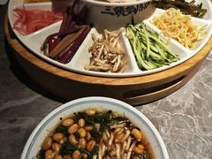 -怪噜范·老贵阳街头名小吃(世纪金源旗舰店)