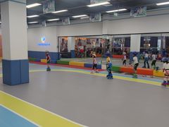 -米高蓝斯克国际轮滑中心(中铁建店)