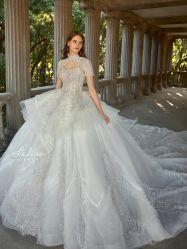 -LAFINE 兰斐婚纱礼服馆