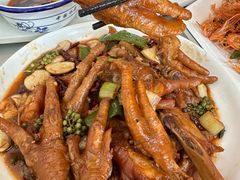 -丹水桥地锅鱼·翘嘴鲌·地方特色全鱼宴(丹江口大坝店)
