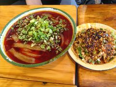 -拈签一笑黄牛肉辣卤串串