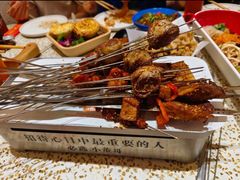 -小董哥烤串·爆汁大油边(故宫店)