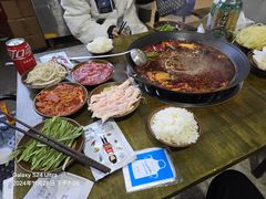 -黄潇洒老火锅(九眼桥宏济巷店)