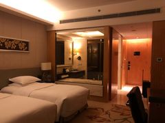 -广州天河希尔顿酒店