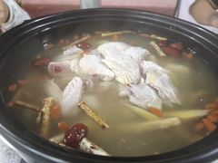 -花苑美食横琴生蚝火锅(拱北粤华路店)