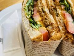手撕猪肉三明治-DECAMERON十日谈(前海嘉里中心店)