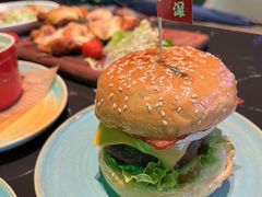 -DEEP·美式餐吧(五棵松华熙LIVE店)