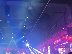 -喜鹊音乐酒馆(西街店)