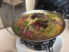-闫家驴肉老店(华电一校店)