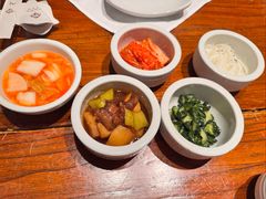 -萨拉伯尔(燕莎友谊商城店)
