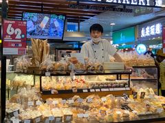 面包甜点陈列柜-莉莲蛋挞(日月光店)