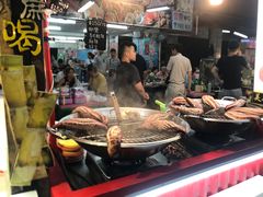 -六合夜市