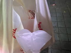 -赵一鸣零食(广州荔湾路店)