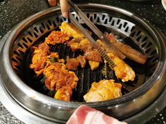 -釜御山海鲜烤肉火锅自助(新城市中心店)