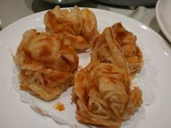-幸福绿洲美食广场