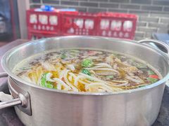 牛杂炖粉火锅-刘聋子粉馆(张家界总店)