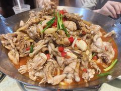 -昱龙大盆牛蛙馆(三兴街总店)