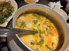 冬阴功-大头虾越式风味餐厅(光明广场店)