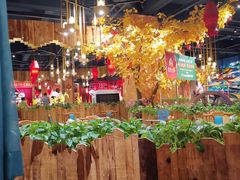 -老滇山寨•云南特色菜•地方菜•民族风情歌舞表演(金碧店)