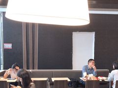 -麦当劳(深圳北站高铁店)