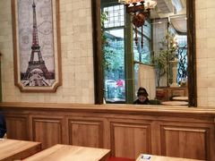 -玛格萝妮比萨屋(四平店)