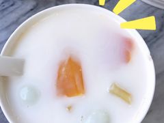 木瓜椰汁鲜奶西米鹌鹑蛋-智香甜品店