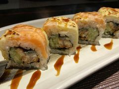 炙烤三文鱼芝士寿司-山葵家·创意料理(临平银泰城店)