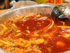 -肖肖酸萝卜鱼火锅(总店)