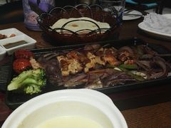 -长沙猫歌音乐餐厅(湖南女子大学店)