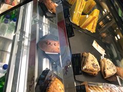 -星巴克臻选(盐城金鹰聚龙湖店)