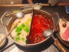 -三出山火锅(南京万象天地店)