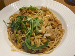 -必胜客(百联又一城店)