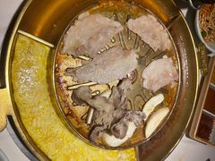 -猪啊牛呀羊啊铜盘烤肉(正大广场店)