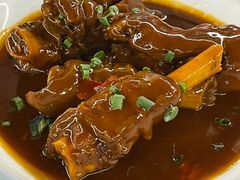 -蔼若春.传承三十年云南菜(金碧公园店)