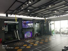 -简·无界健身工作室·运动康复·体态(石厦店)