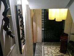 -新盈光·云会所(百丈东路店)