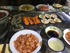 -马路牙子地桌烤肉(工体店)