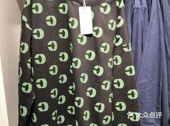 常逛常新。男女儿童服装款式均有。快消费的款式不错