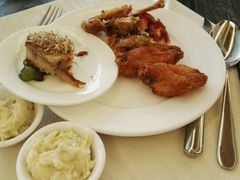 -东方红海鲜百汇(国际大厦店)