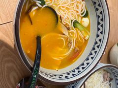 -蒙自源米线大王(东莞虎门印象店)