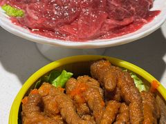 -茅草房·河畔园林火锅