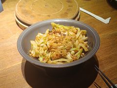 -蜜桃餐厅·伴山(湖滨商业街店)