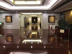 -广东大厦酒店(广州北京路步行街纪念堂地铁站店)