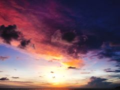 -Sunset Bar(丹绒亚路香格里拉店)
