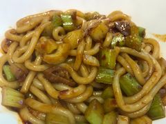 -壹粉屋新疆炒米粉(建外SOHO东区店)