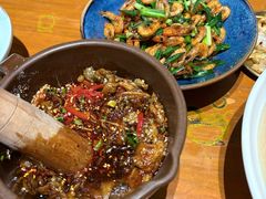 -老滇山寨•云南特色菜•地方菜•民族风情歌舞表演(金碧店)