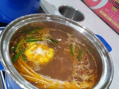 -逸山伍自转小火锅(纺织品店)
