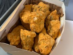 -BHC炸鸡(明洞总店)