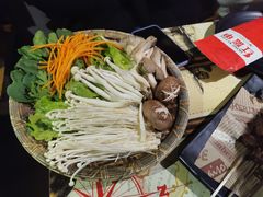 -红钳侠小龙虾·烧烤(中赢康康谷店)